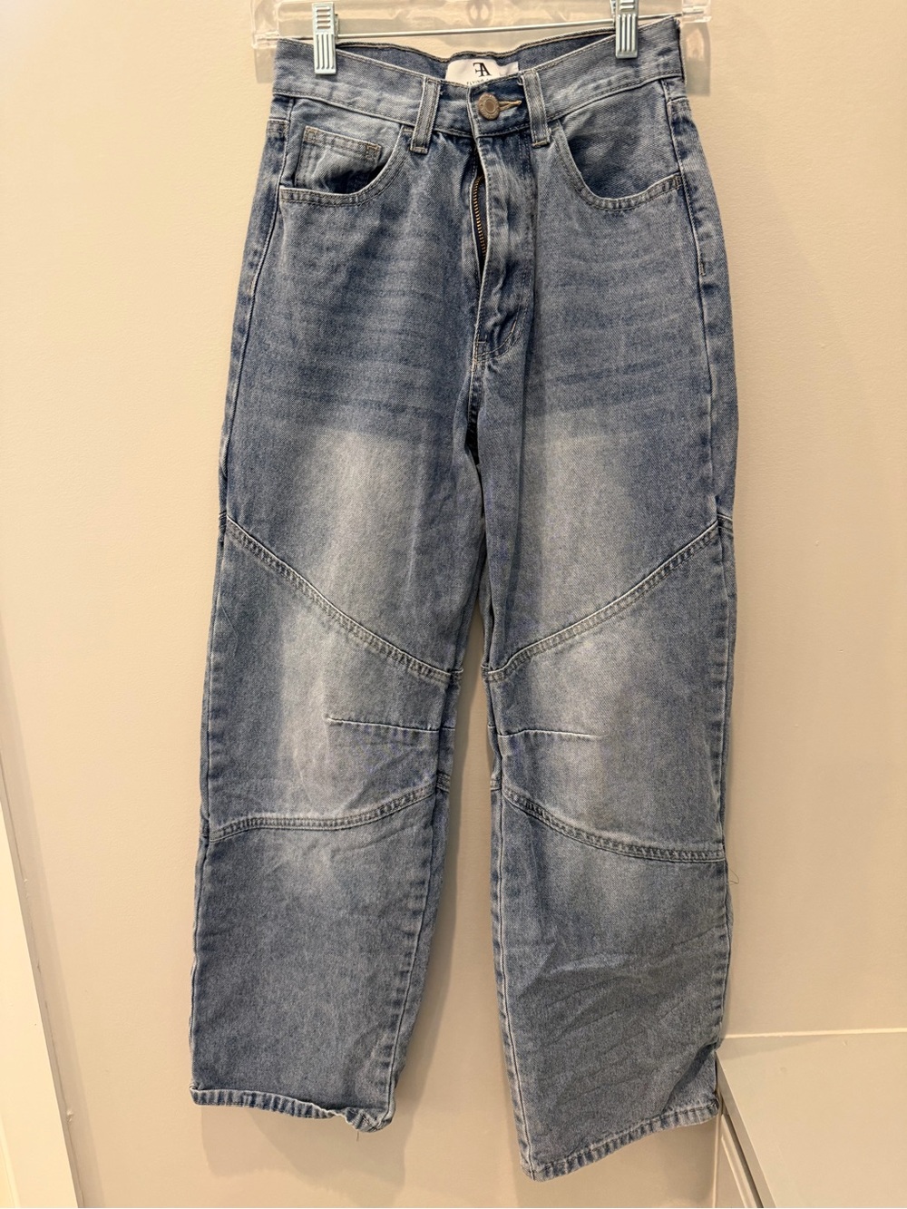 Women’s Flying Angel jeans size 1 knee detail slight barrel soft wide leg